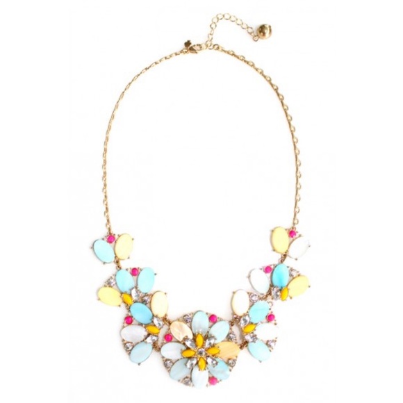 kate spade Jewelry - Kate Spade Bungalow Banquet Pastel Shell Flower Necklace